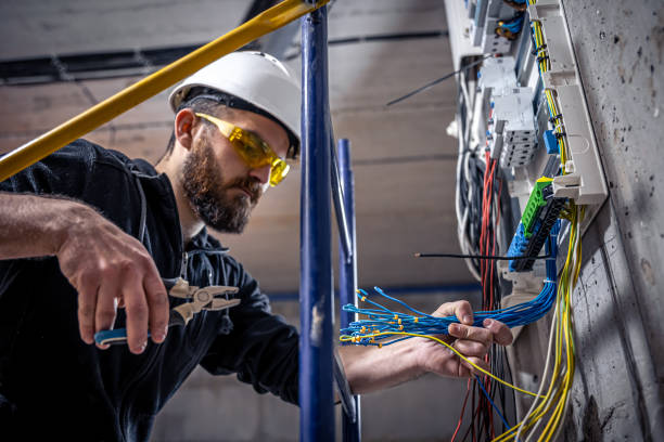 Best Circuit Breaker Repair  in Bee Cave, TX